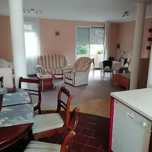 Rokus Apartman Apartment